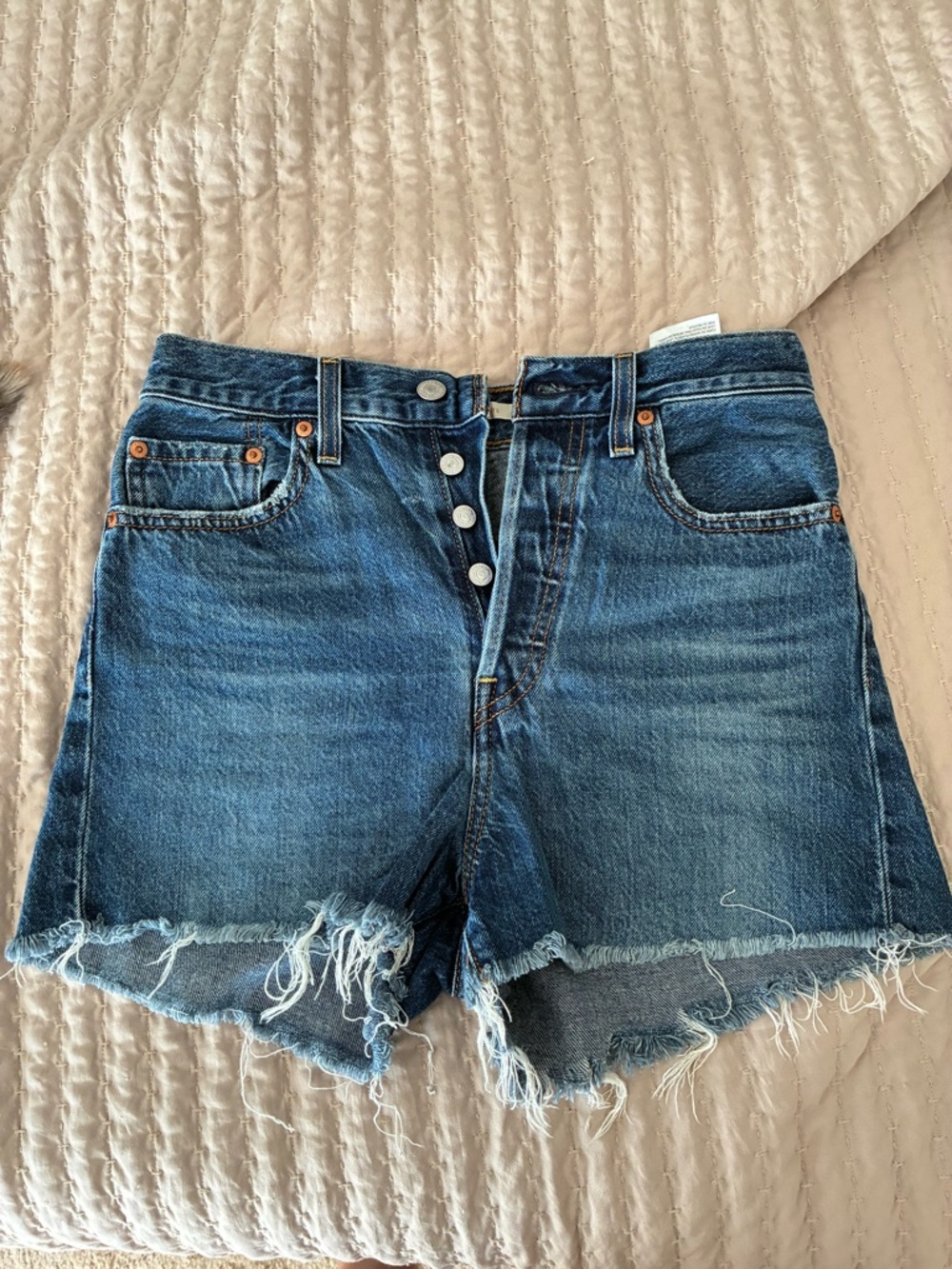Levi’s ribcage shorts